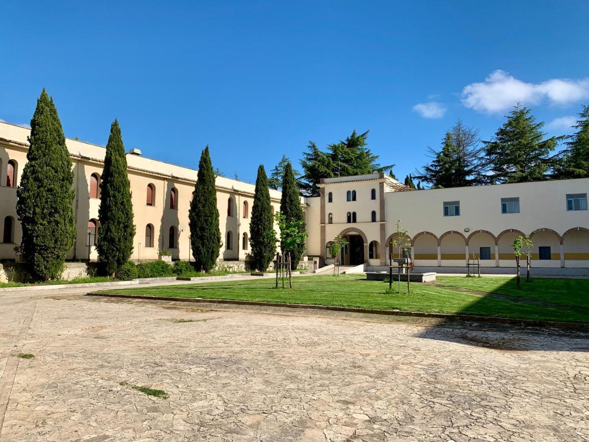 Monastero San Vincenzo - Casa Per Ferie Hotel Bassano Romano Exterior foto